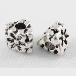 Margele metalice 5,5*6mm triunghi -4buc