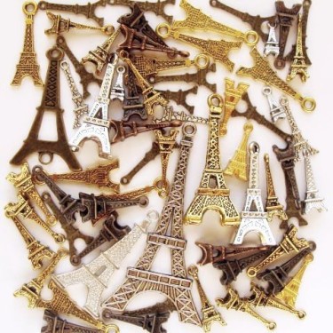 Mix charmuri turnul Eiffel 95g ~75buc